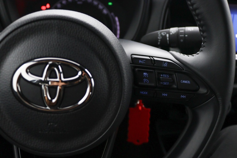 Toyota Aygo X - 1.0 VVT-i MT Play 20