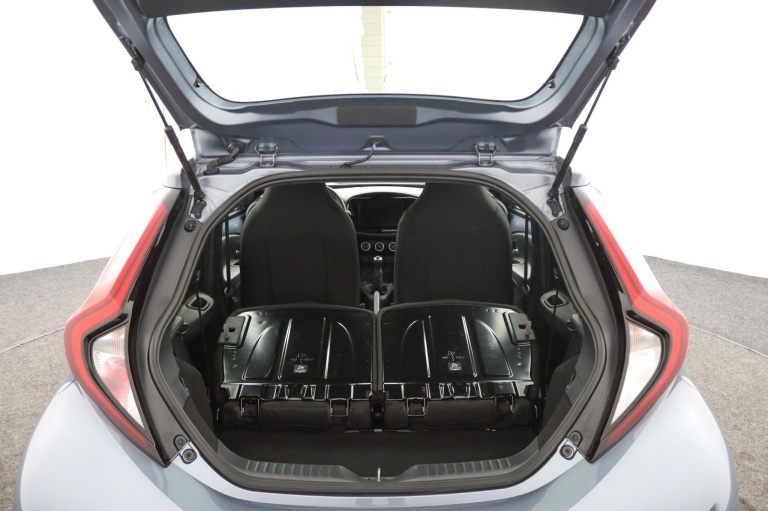 Toyota Aygo X - 1.0 VVT-i MT Play 25