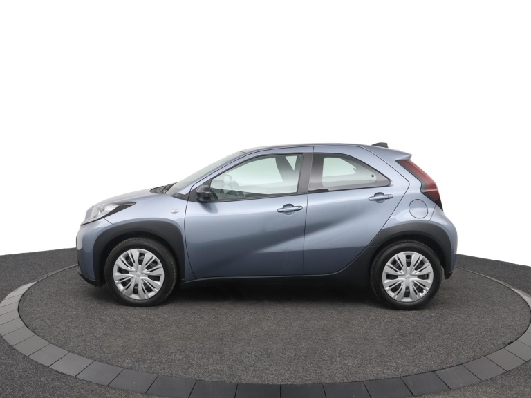 Toyota Aygo X - 1.0 VVT-i MT Play 3