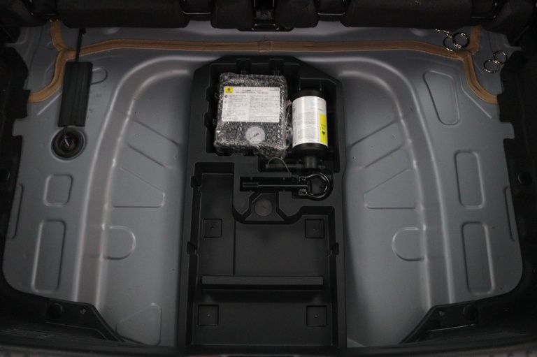 Toyota Aygo X - 1.0 VVT-i MT Play 32