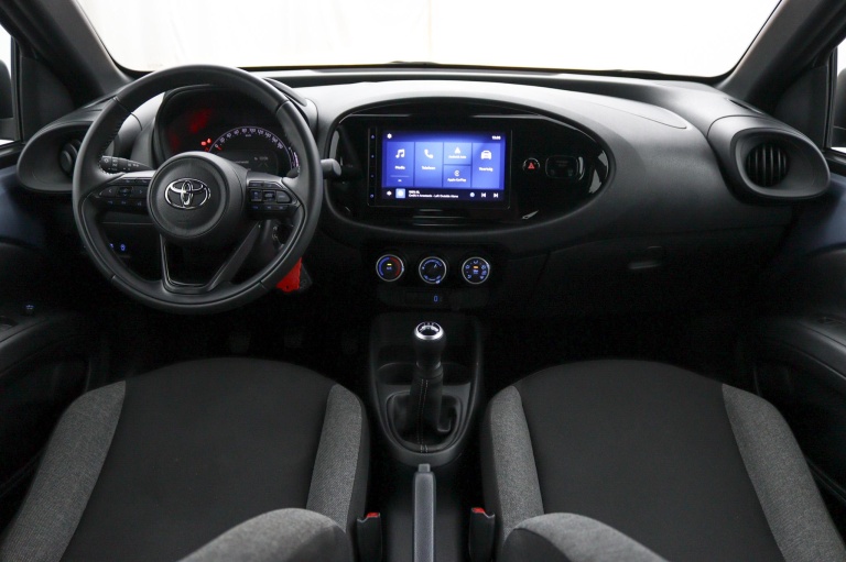 Toyota Aygo X - 1.0 VVT-i MT Play 4