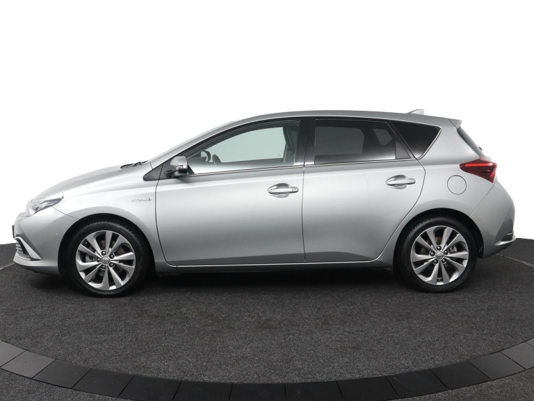 Toyota Auris - 1.8 Hybrid Executive 3