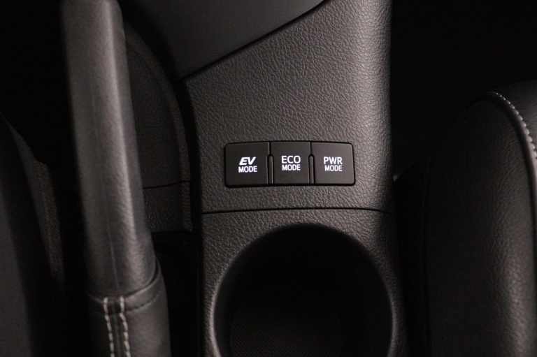 Toyota Auris - 1.8 Hybrid Executive 41
