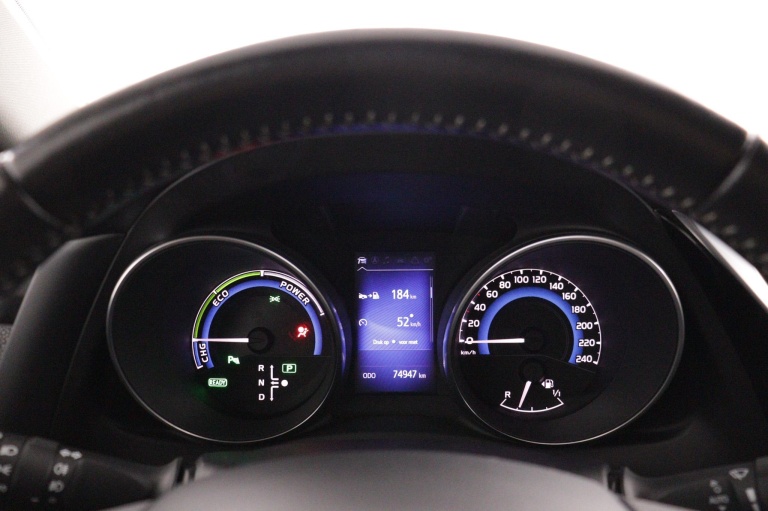 Toyota Auris - 1.8 Hybrid Executive 6