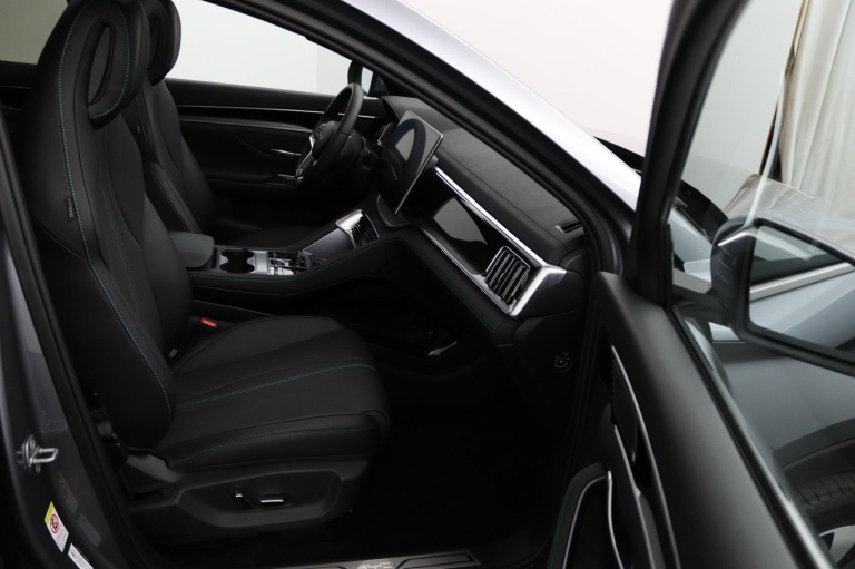 BYD SEAL U - Limited Edition 87 kWh 33