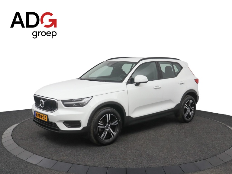 Volvo XC40 - 1.5 T2 Momentum Core 1