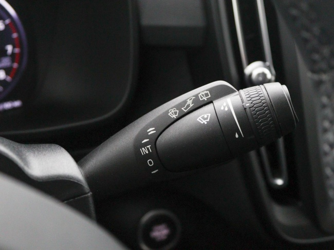 Volvo XC40 - 1.5 T2 Momentum Core