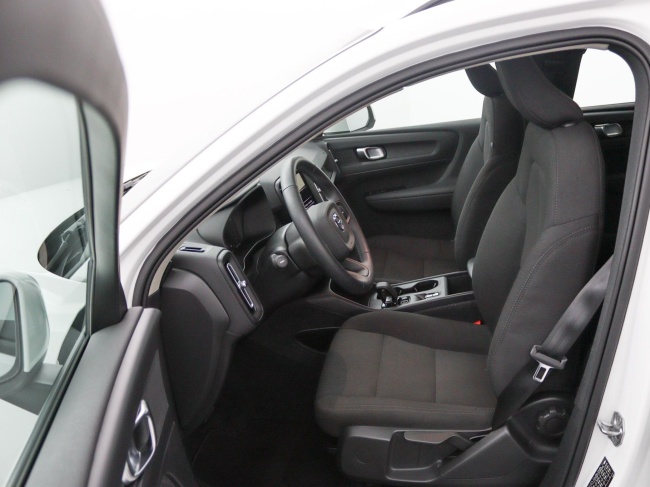 Volvo XC40 - 1.5 T2 Momentum Core