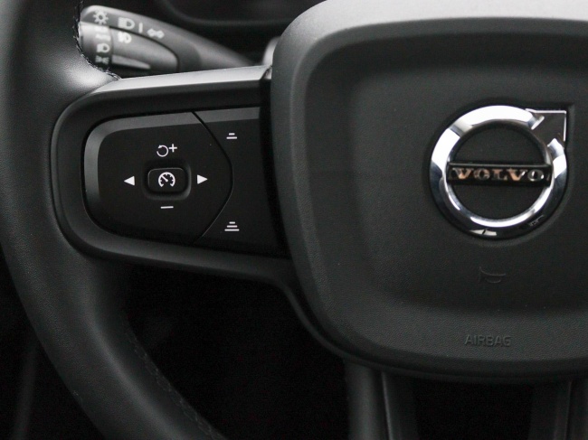 Volvo XC40 - 1.5 T2 Momentum Core