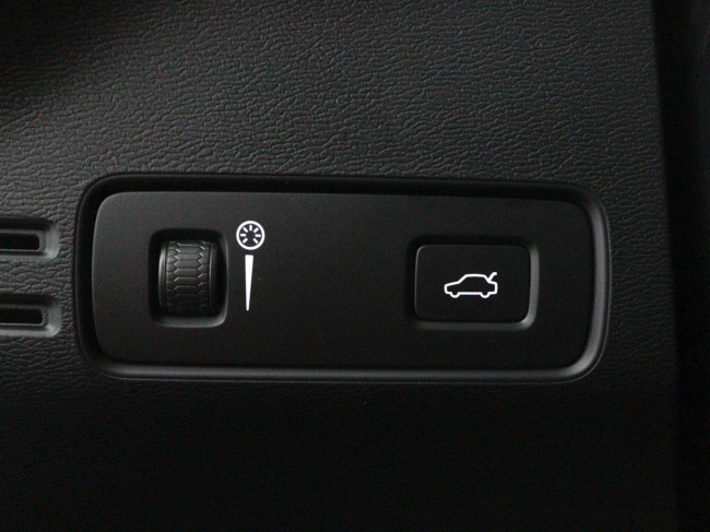 Volvo XC40 - 1.5 T2 Momentum Core