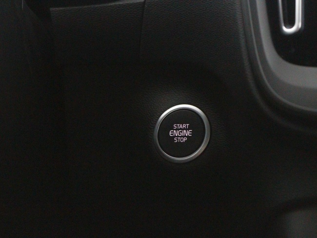 Volvo XC40 - 1.5 T2 Momentum Core