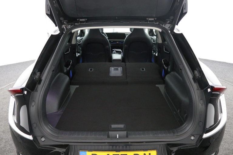 Kia EV6 - Plus AWD 77.4 kWh 33