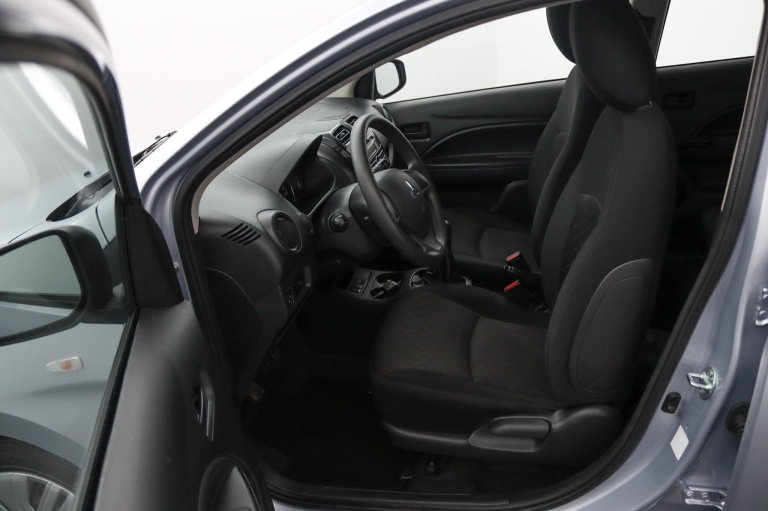 Mitsubishi Space Star - 1.0 Cool+ 11