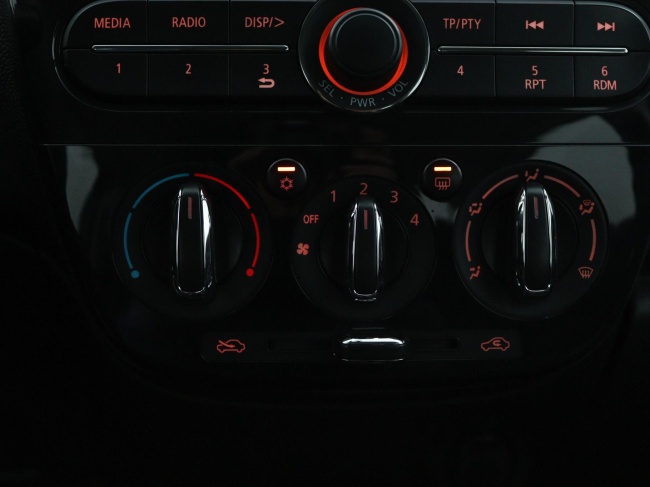 Mitsubishi Space Star - 1.0 Cool+