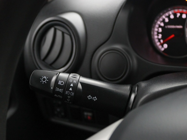 Mitsubishi Space Star - 1.0 Cool+