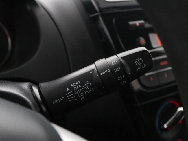 Mitsubishi Space Star - 1.0 Cool+