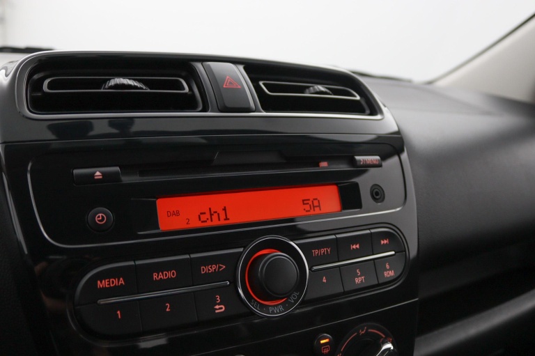 Mitsubishi Space Star - 1.0 Cool+ 35
