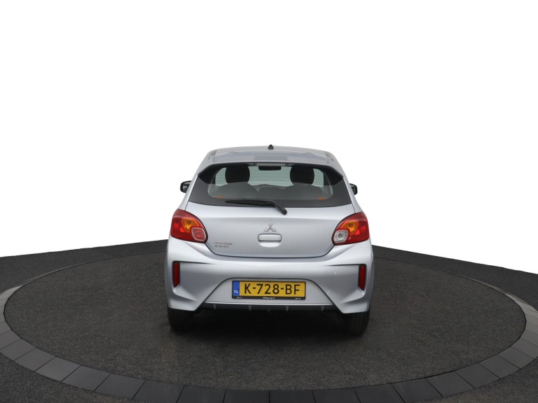Mitsubishi Space Star - 1.0 Cool+ 8