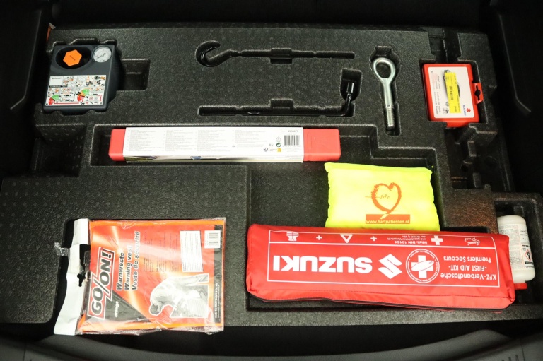 Suzuki S-Cross - 1.5 Hybrid Select 32