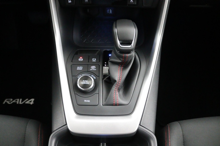 Toyota RAV4 - 2.5 Plug-in Hybrid AWD Dynamic 24
