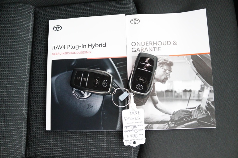 Toyota RAV4 - 2.5 Plug-in Hybrid AWD Dynamic 26