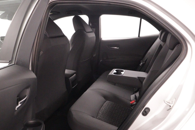 Toyota Corolla - 1.8 Hybrid Active 17