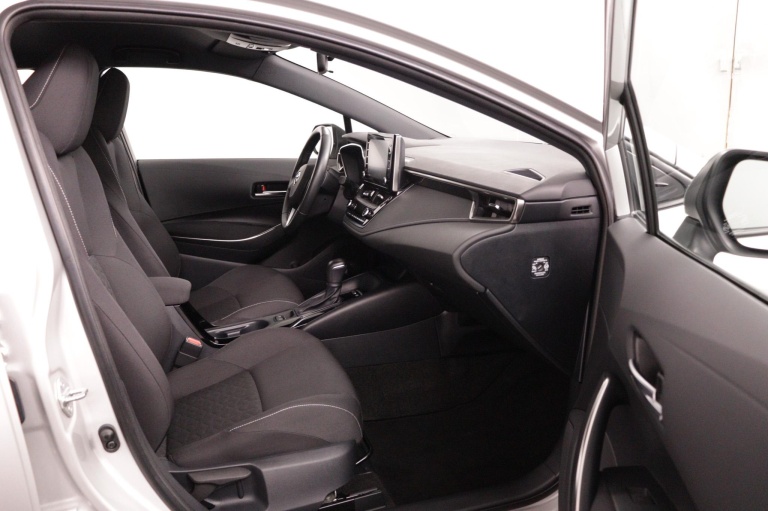 Toyota Corolla - 1.8 Hybrid Active 19