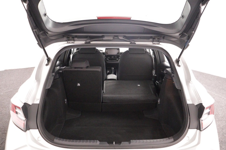 Toyota Corolla - 1.8 Hybrid Active 23