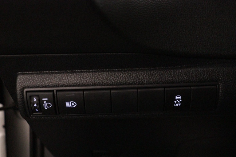 Toyota Corolla - 1.8 Hybrid Active 28