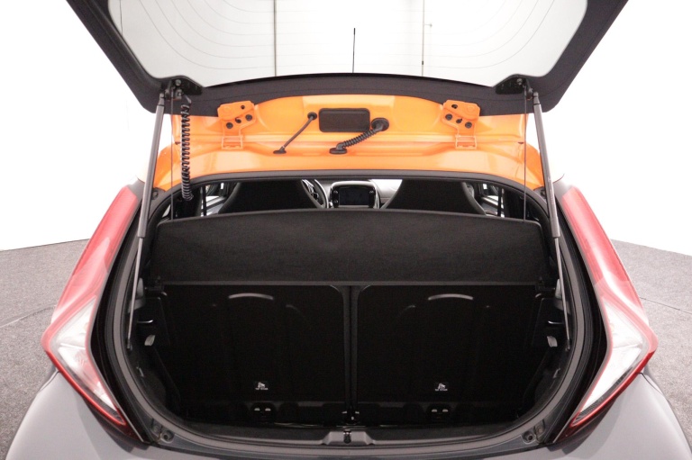 Toyota Aygo - 1.0 VVT-i x-JBL 22