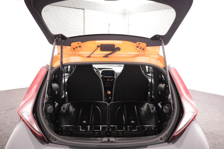 Toyota Aygo - 1.0 VVT-i x-JBL 26