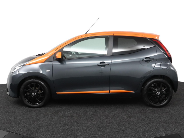 Toyota Aygo - 1.0 VVT-i x-JBL 3