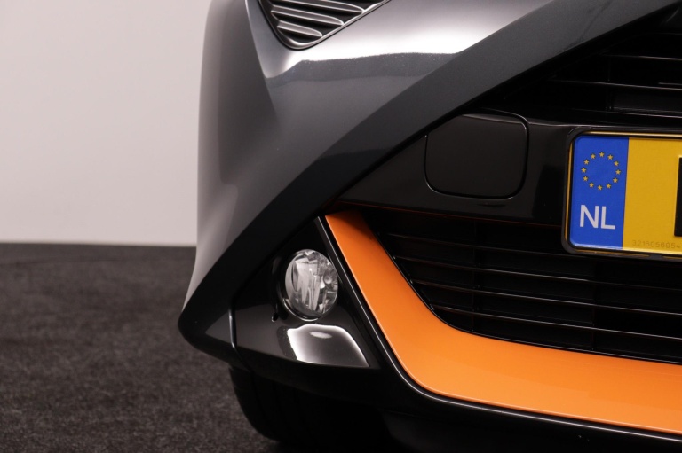 Toyota Aygo - 1.0 VVT-i x-JBL 34
