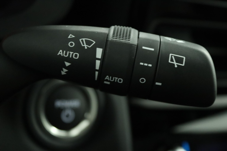 Toyota Yaris Cross - 1.5 Hybrid 115 Dynamic 29