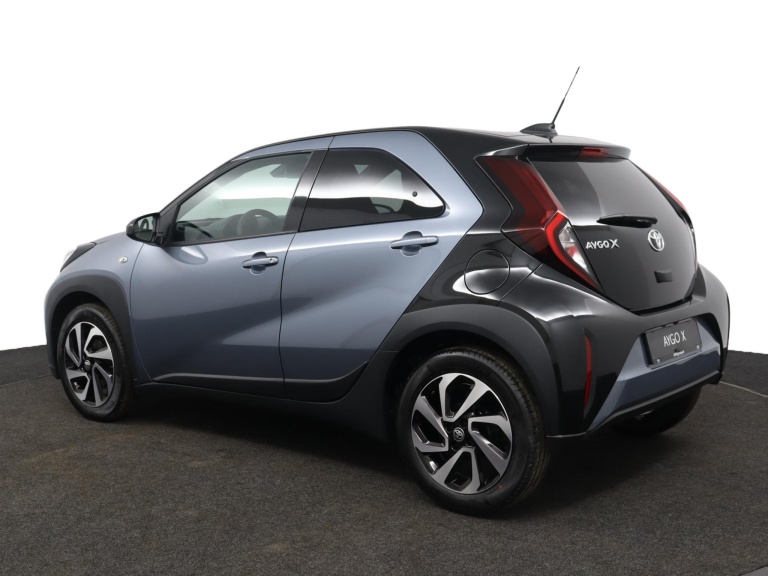 Toyota Aygo X - 1.0 VVT-i MT Pulse 12