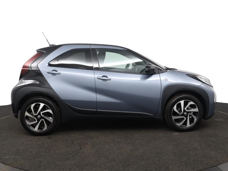 Toyota Aygo X - 1.0 VVT-i MT Pulse 13