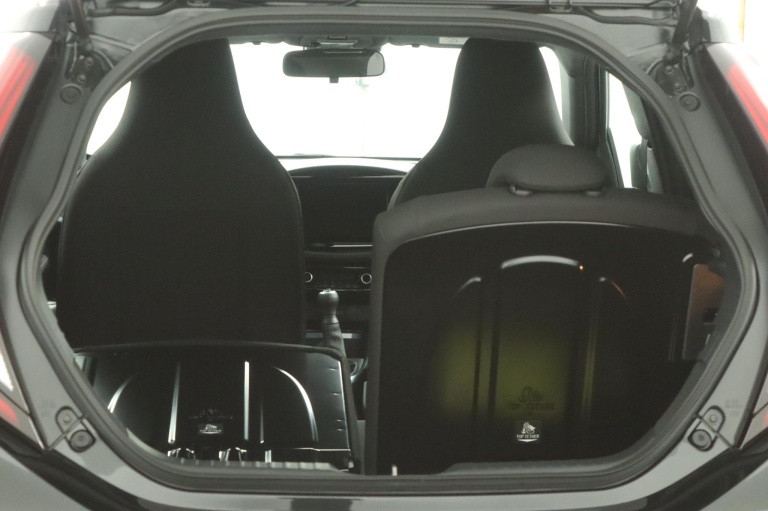 Toyota Aygo X - 1.0 VVT-i MT Pulse 25