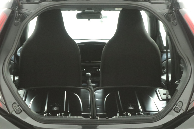 Toyota Aygo X - 1.0 VVT-i MT Pulse 26