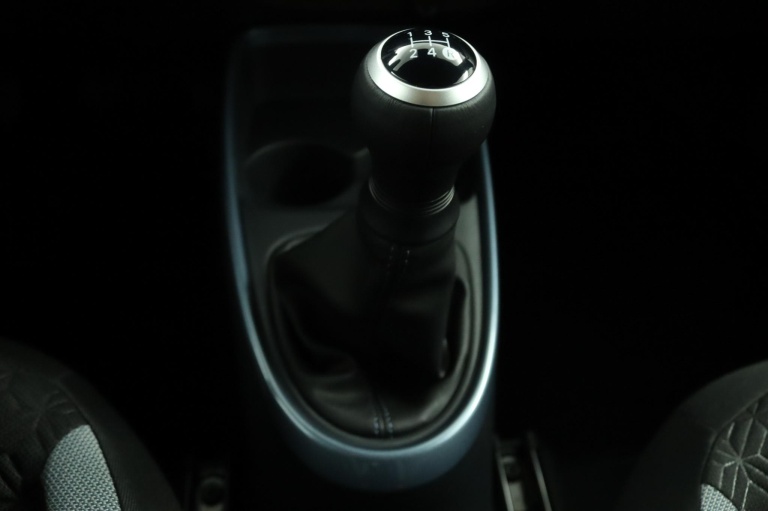 Toyota Aygo X - 1.0 VVT-i MT Pulse 27