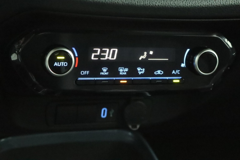 Toyota Aygo X - 1.0 VVT-i MT Pulse 7
