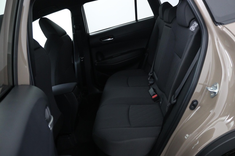 Toyota Corolla Cross - Hybrid 140 Dynamic 17