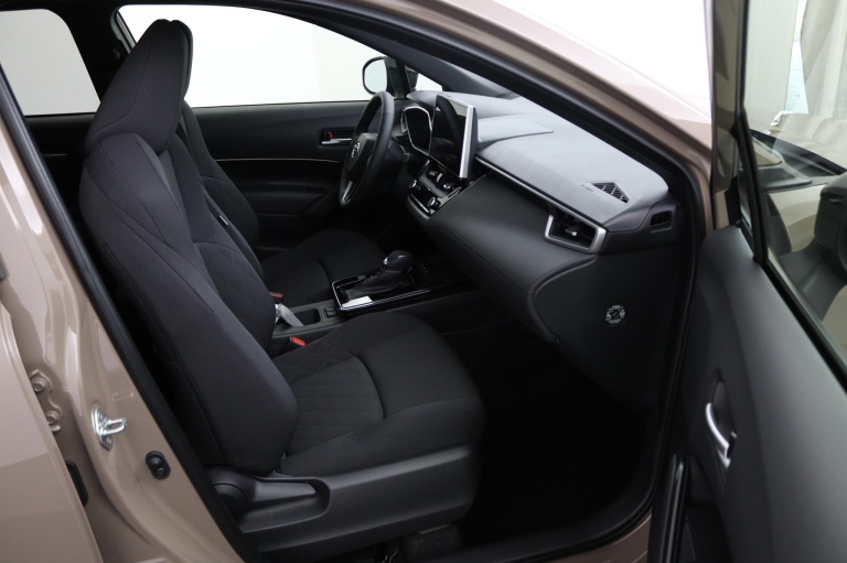 Toyota Corolla Cross - Hybrid 140 Dynamic 20