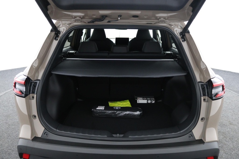 Toyota Corolla Cross - Hybrid 140 Dynamic 21