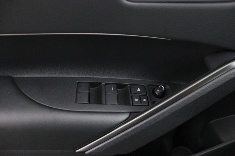 Toyota Corolla Cross - Hybrid 140 Dynamic 26