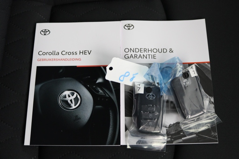 Toyota Corolla Cross - Hybrid 140 Dynamic 9