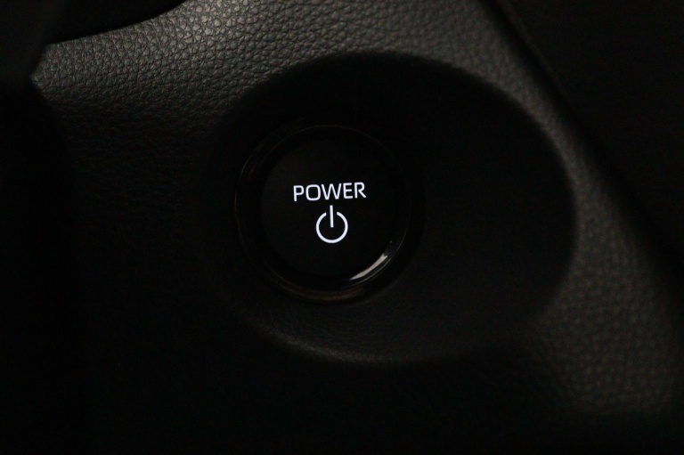 Toyota Corolla Cross - Hybrid 140 Style 20