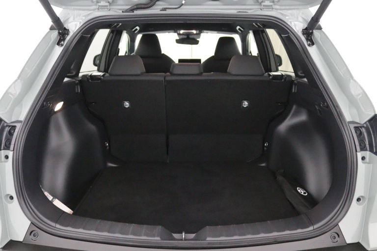 Toyota Corolla Cross - Hybrid 140 Style 28