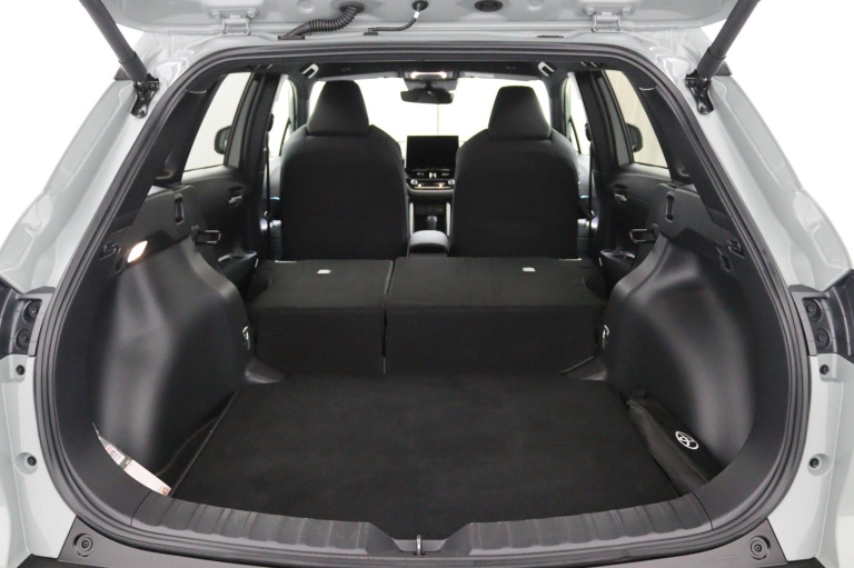 Toyota Corolla Cross - Hybrid 140 Style 30