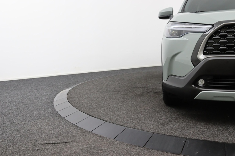 Toyota Corolla Cross - Hybrid 140 Style 35