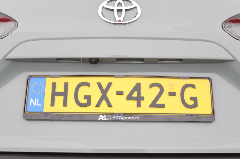 Toyota Corolla Cross - Hybrid 140 Style 37